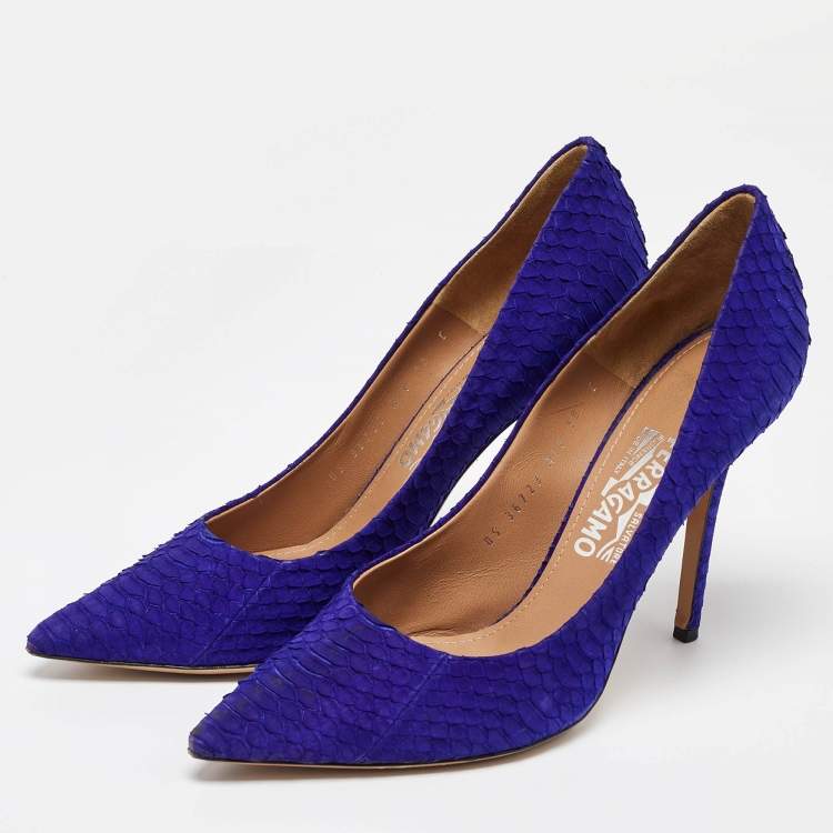 Pre Owned Salvatore Ferragamo Blue Python Embossed Leather Pointed Toe Pumps Size 40.5