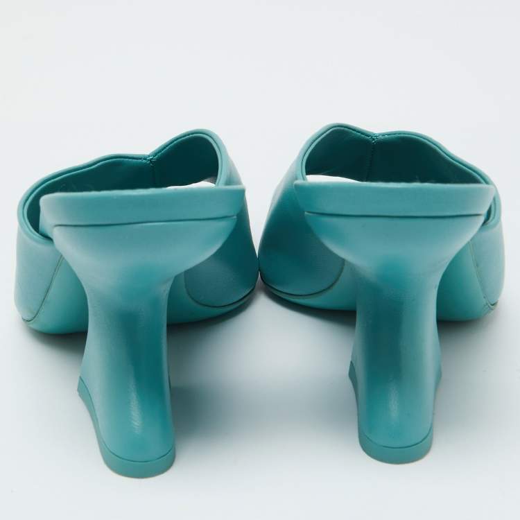 Pre Owned Salvatore Ferragamo Green Leather Sansu Mules Size 37