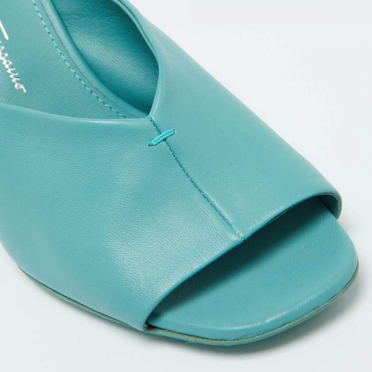 Pre Owned Salvatore Ferragamo Green Leather Sansu Mules Size 37