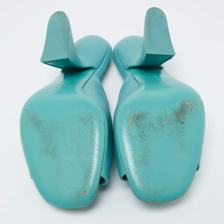 Pre Owned Salvatore Ferragamo Green Leather Sansu Mules Size 37