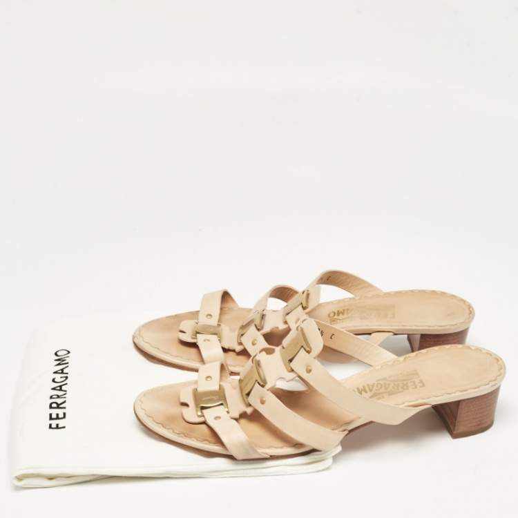 Pre Owned Salvatore Ferragamo Cream Leather Buckle Detail Strappy Sandals Size 41