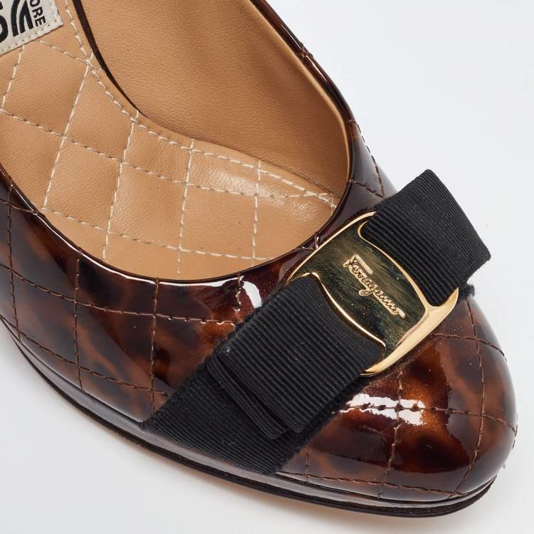 Pre Owned Salvatore Ferragamo Brown Quilted Patent Leather Vara Bow Platform Pumps Size 38.5