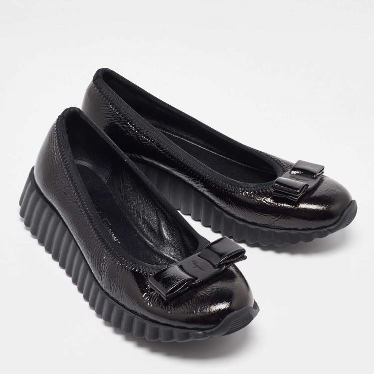 Pre Owned Salvatore Ferragamo Black Patent Leather Smoking Slippers 37.5