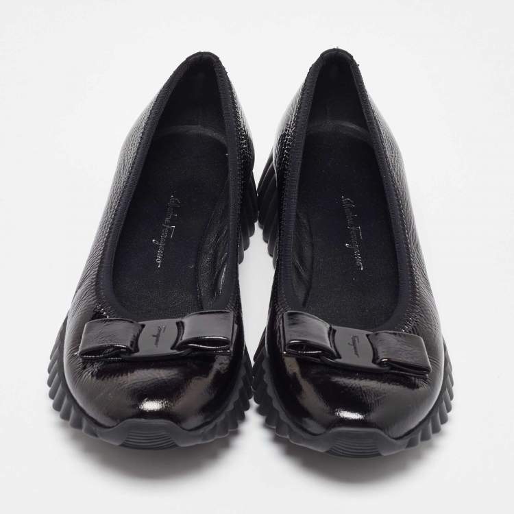Pre Owned Salvatore Ferragamo Black Patent Leather Smoking Slippers 37.5