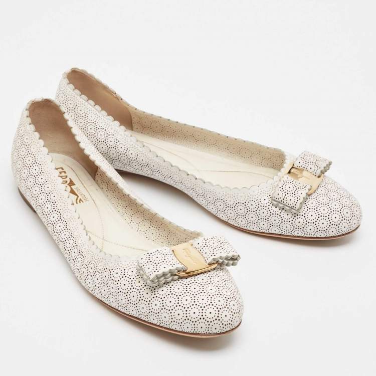 Pre Owned Salvatore Ferragamo White Perforated Leather Varina Ballet Flats Size 39.5