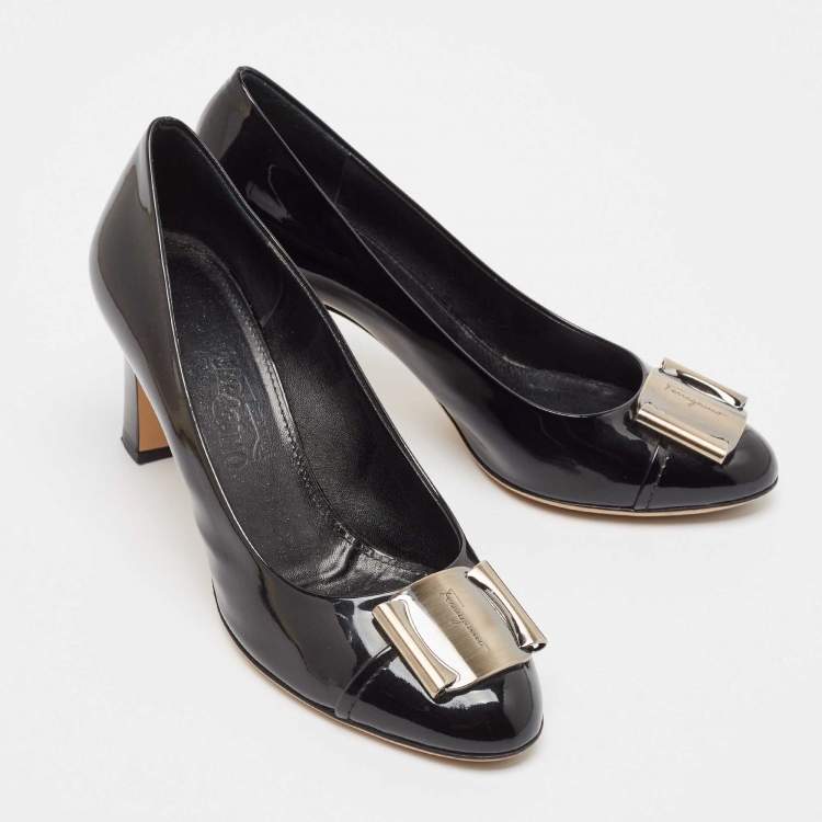 Pre Owned Salvatore Ferragamo Black Patent Leather Buckle Pumps Size 39.5