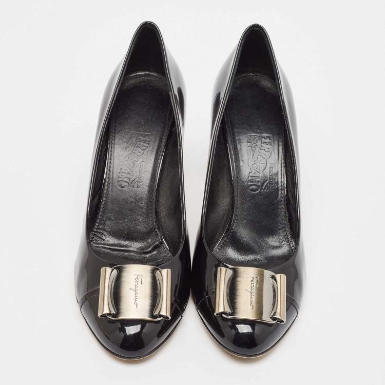 Pre Owned Salvatore Ferragamo Black Patent Leather Buckle Pumps Size 39.5