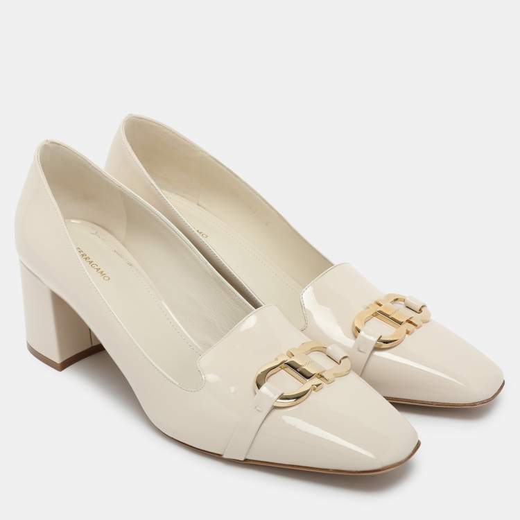 Pre Owned Salvatore Ferragamo Cream Patent Leather Gancini Block Heel Pumps Size 41.5