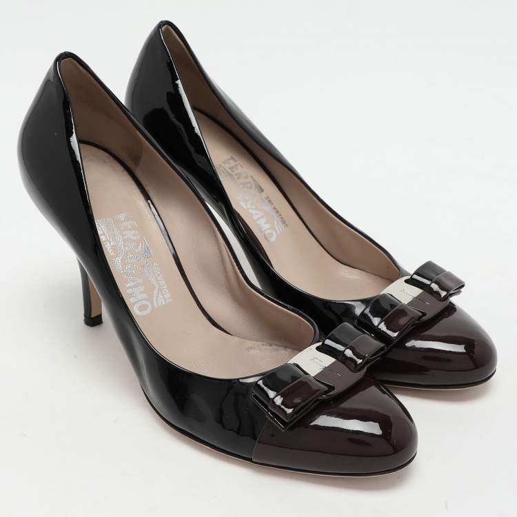 Pre Owned Salvatore Ferragamo Black/Burgundy Patent Leather Bow Pumps Size 38
