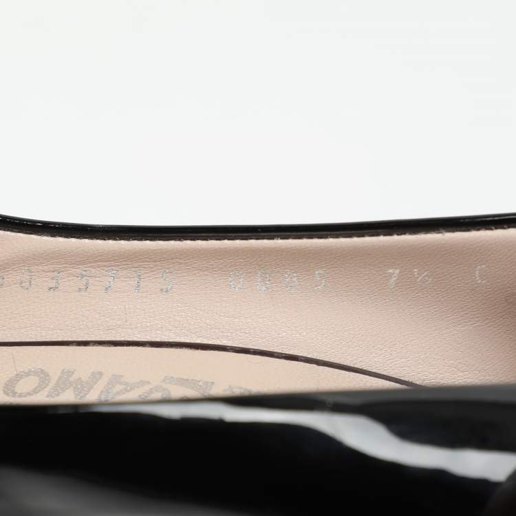 Pre Owned Salvatore Ferragamo Black/Burgundy Patent Leather Bow Pumps Size 38