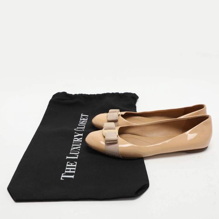 Pre Owned Salvatore Ferragamo Beige Patent Leather Varina Ballet Flats Size 38