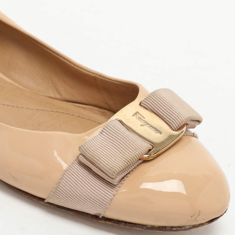 Pre Owned Salvatore Ferragamo Beige Patent Leather Varina Ballet Flats Size 38