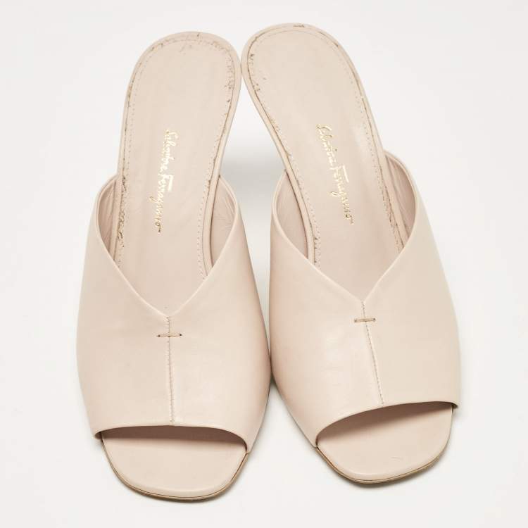 Pre Owned Salvatore Ferragamo Light Pink Leather Sansu Slide Sandals Size 38.5