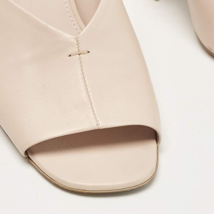 Pre Owned Salvatore Ferragamo Light Pink Leather Sansu Slide Sandals Size 38.5