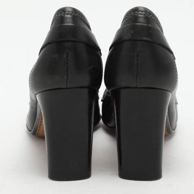 Pre Owned Salvatore Ferragamo Black Leather Gancini Loafer Pumps Size 38.5