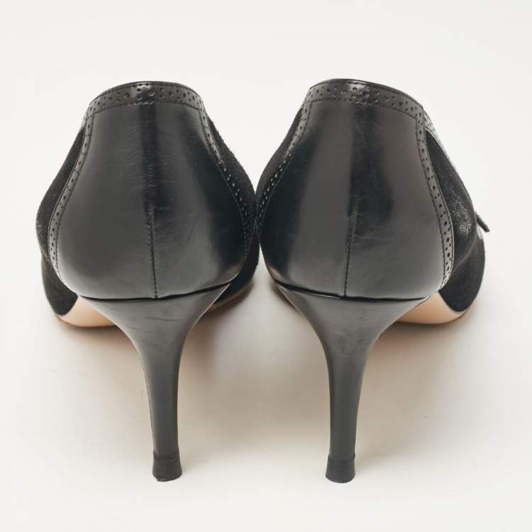 Pre Owned Salvatore Ferragamo Black Leather and Suede Pumps Size 38