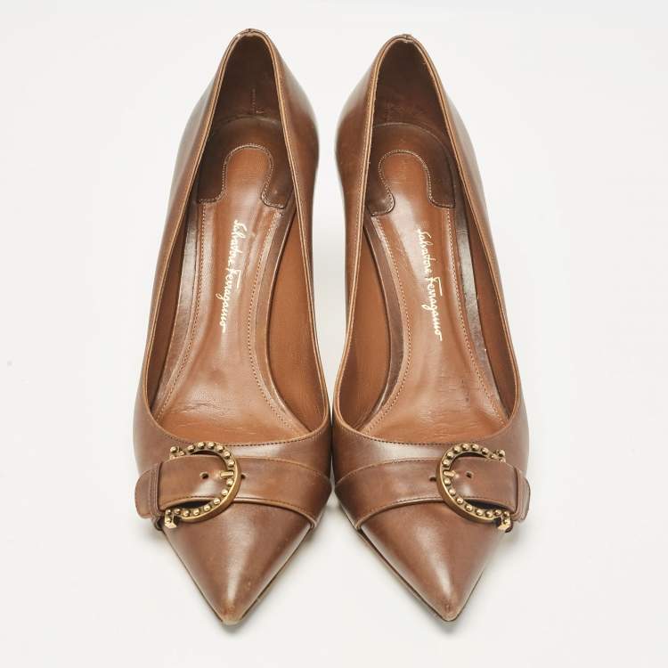 Pre Owned Salvatore Ferragamo Brown Leather Buckle Detail Pumps Size 38