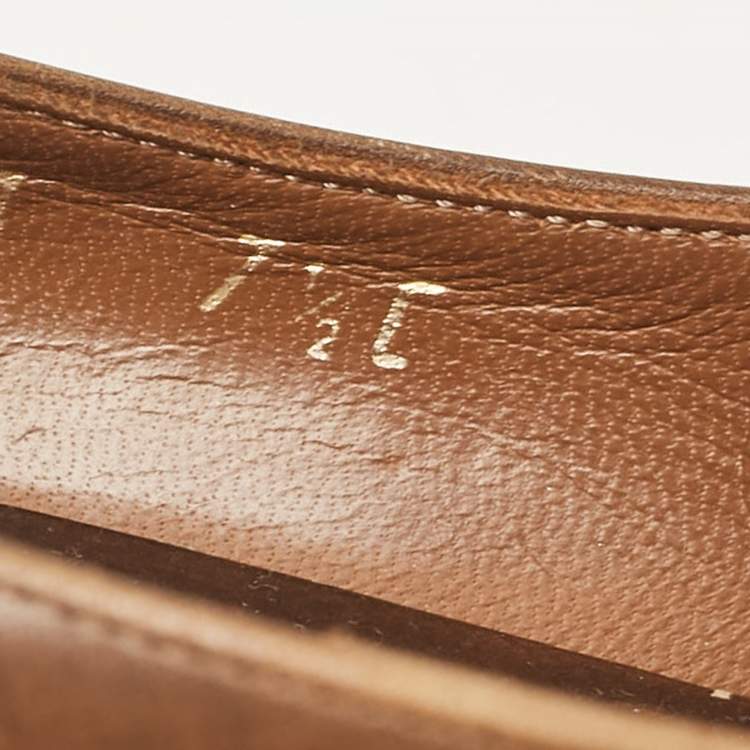 Pre Owned Salvatore Ferragamo Brown Leather Buckle Detail Pumps Size 38