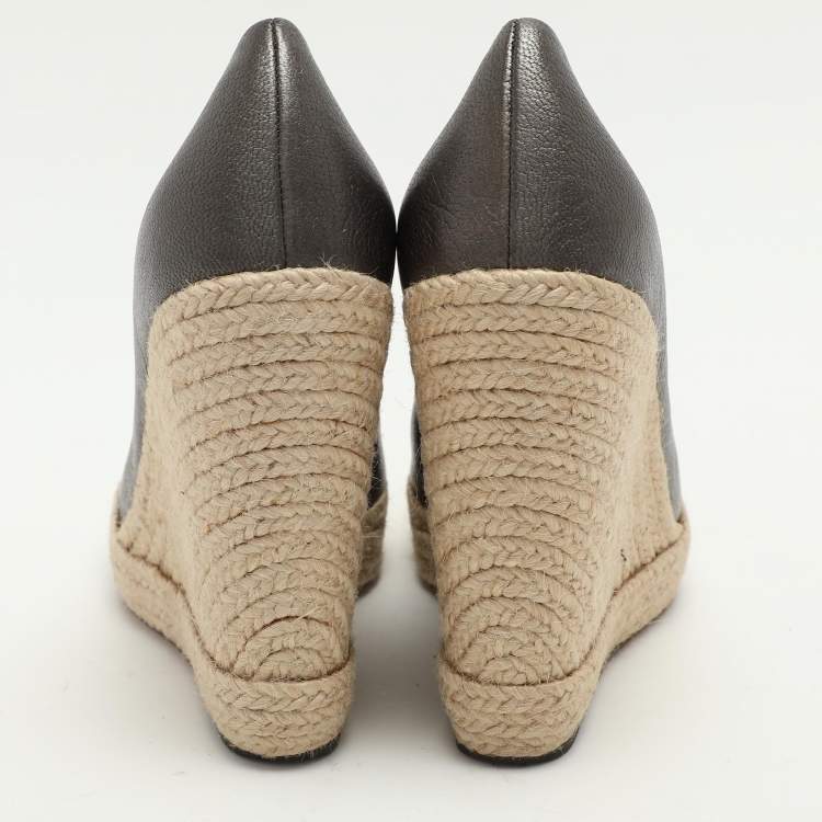 Pre Owned Salvatore Ferragamo Metallic Grey Leather Wedge Espadrille Pumps Size 37.5
