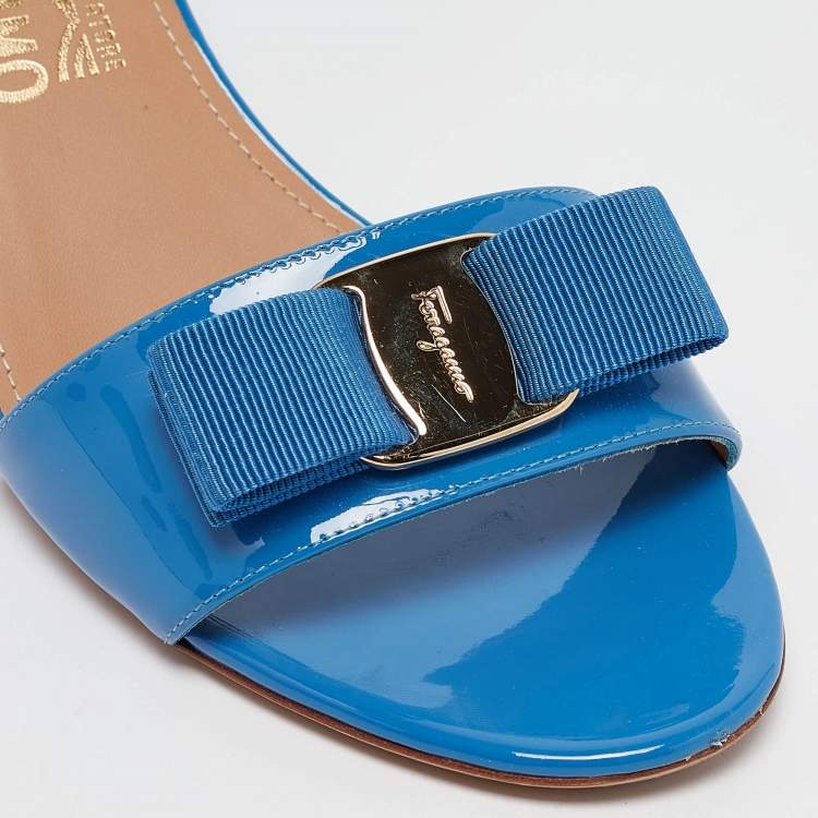 Pre Owned Salvatore Ferragamo Blue Patent Leather Gavina Sandals Size 39