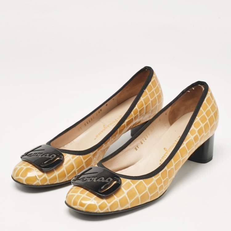 Pre Owned Salvatore Ferragamo Yellow Croc Embossed Patent Leather  Pumps Size 38.5