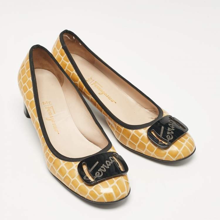 Pre Owned Salvatore Ferragamo Yellow Croc Embossed Patent Leather  Pumps Size 38.5