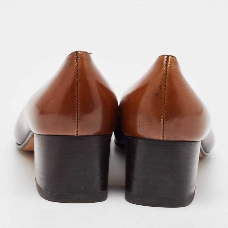 Pre Owned Salvatore Ferragamo Black/Brown Ombre Leather Gancini Pumps Size 37.5  