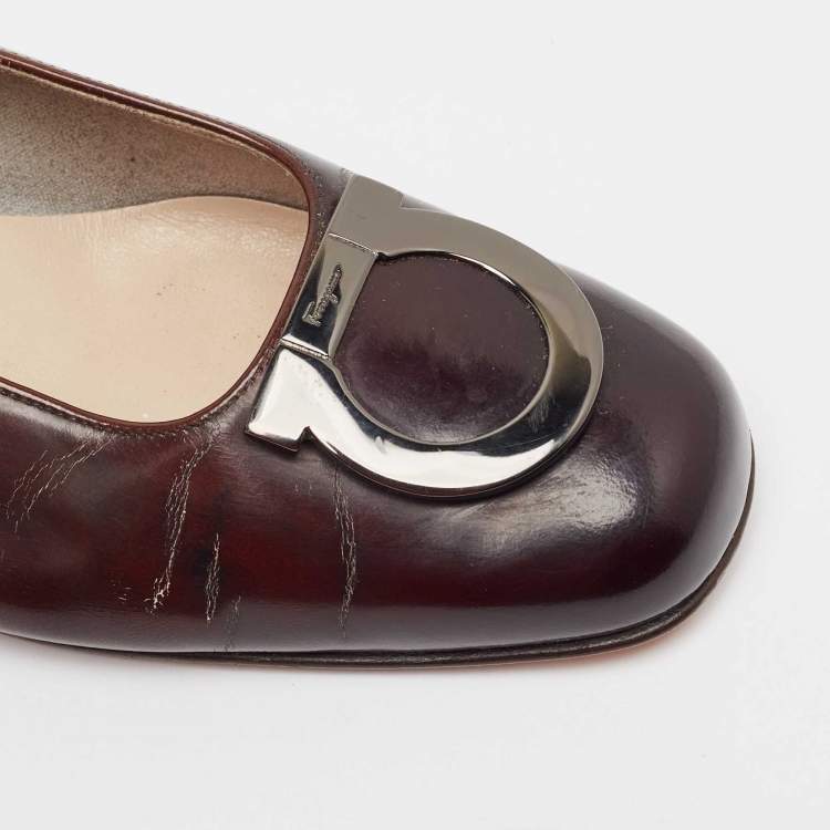 Pre Owned Salvatore Ferragamo Black/Brown Ombre Leather Gancini Pumps Size 37.5  