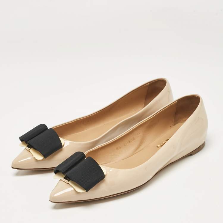 Pre Owned Salvatore Ferragamo Beige Patent Leather Mimi Ballet Flats Size 38
