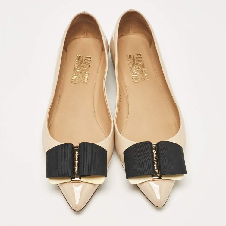 Pre Owned Salvatore Ferragamo Beige Patent Leather Mimi Ballet Flats Size 38