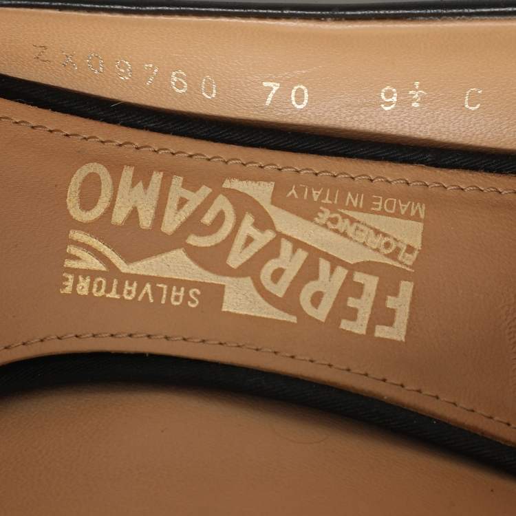 Pre Owned Salvatore Ferragamo Black Leather Bow Pumps Size 40