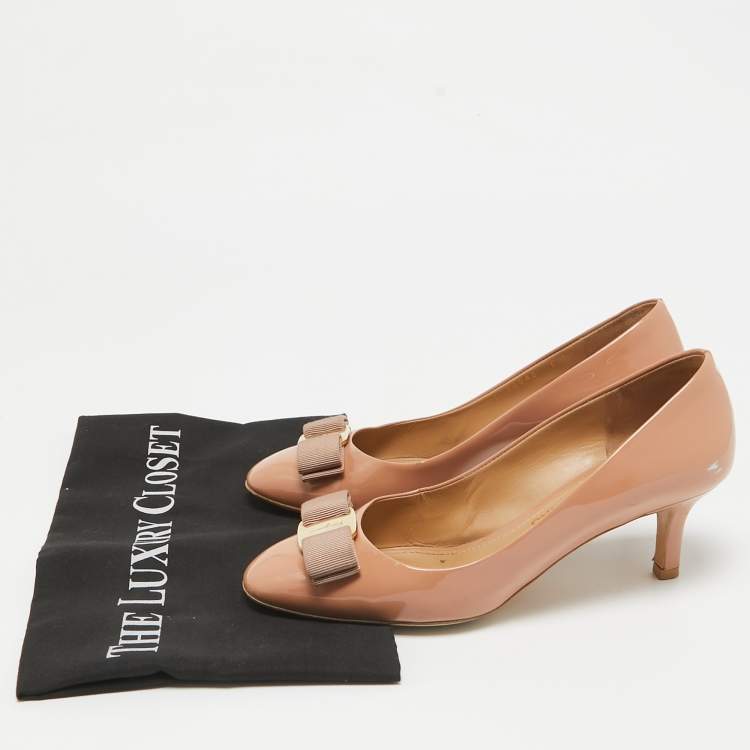 Pre Owned Salvatore Ferragamo Pink Patent Leather Vara Bow Pumps Size 36.5