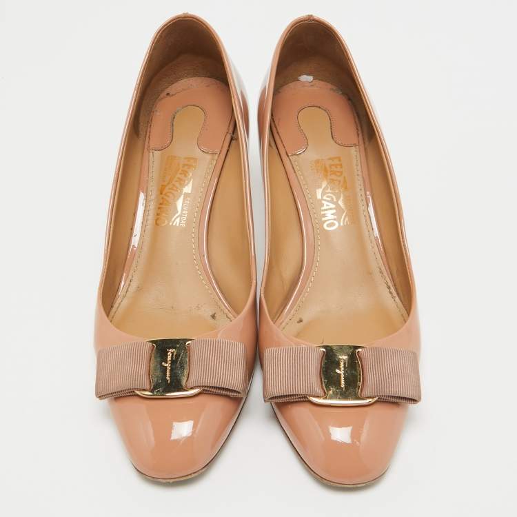 Pre Owned Salvatore Ferragamo Pink Patent Leather Vara Bow Pumps Size 36.5