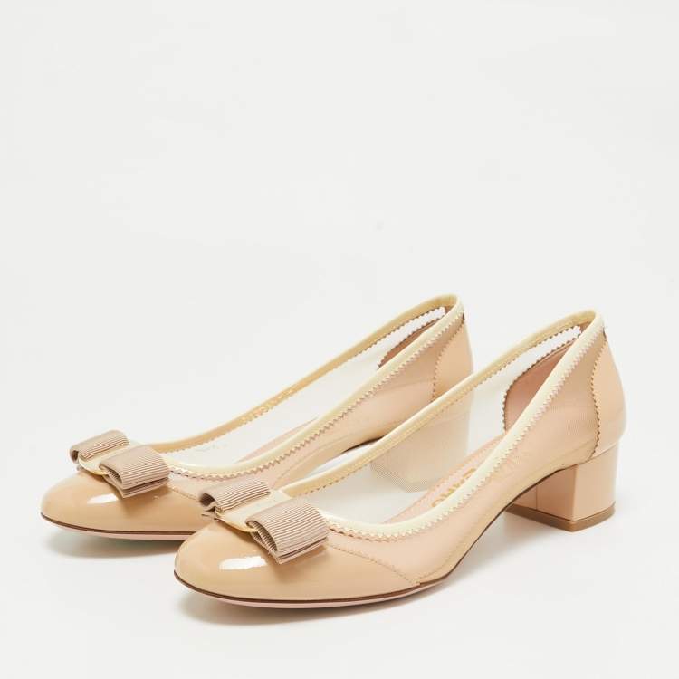 Pre Owned Salvatore Ferragamo Beige Patent And Mesh Vara Bow Pumps Size 36.5