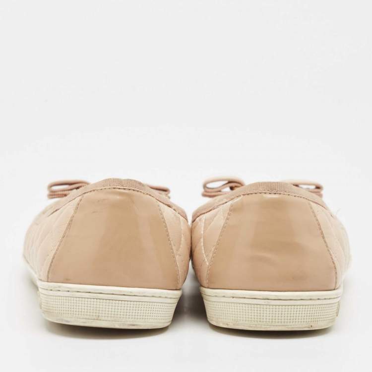Pre Owned Salvatore Ferragamo Beige Leather and Patent Varina Ballet Flats Size 38.5