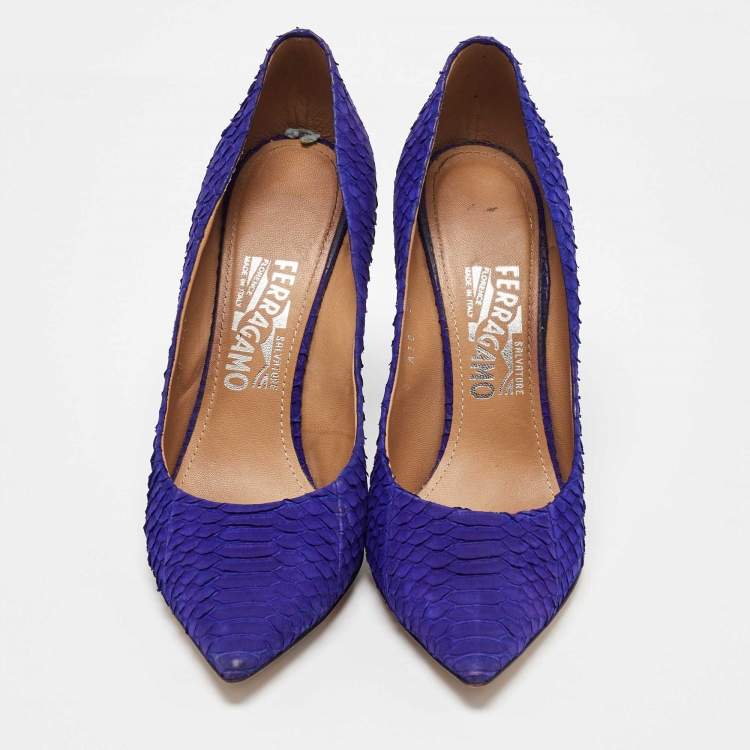 Pre Owned Salvatore Ferragamo Indigo Purple Python Pointed Toe Pumps Size 39
