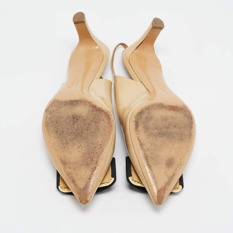 Pre Owned Salvatore Ferragamo Beige Patent Leather Bow Slingback Pumps Size 39