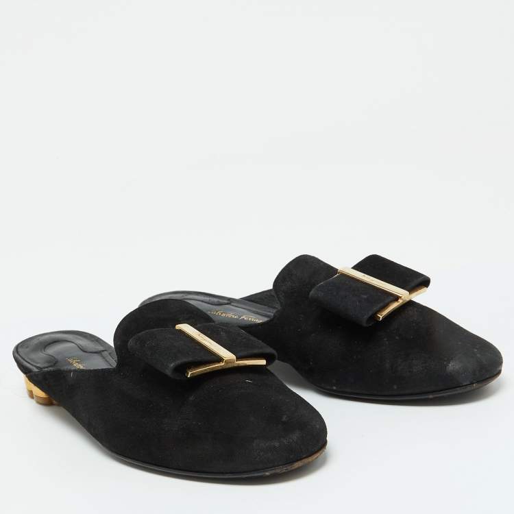 Pre Owned Salvatore Ferragamo Black Suede Bow Flat Mules Size 36.5