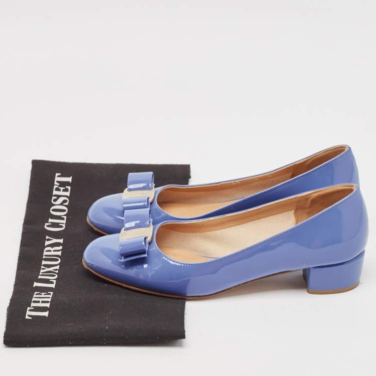 Pre Owned Salvatore Ferragamo Blue Patent Leather Vara Bow Block Heel Pumps Size 36.5