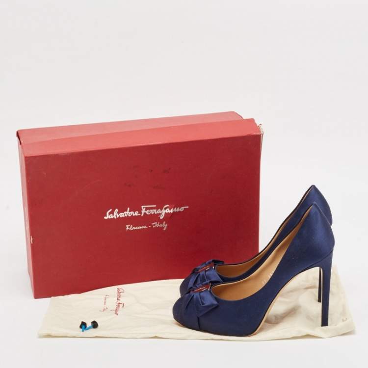 Pre Owned Salvatore Ferragamo Navy Blue Satin Bow Platform Pumps Size 37