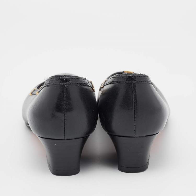 Pre Owned Salvatore Ferragamo Navy Blue Leather Logo Round Toe Pumps Size 37