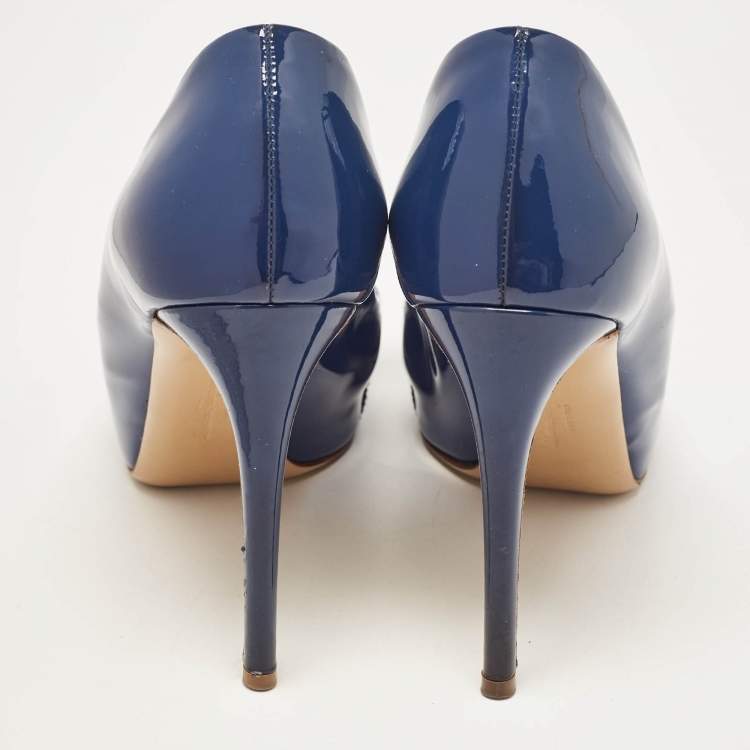 Pre Owned Salvatore Ferragamo Blue Patent Leather Vara Bow Peep Toe Pumps Size 37