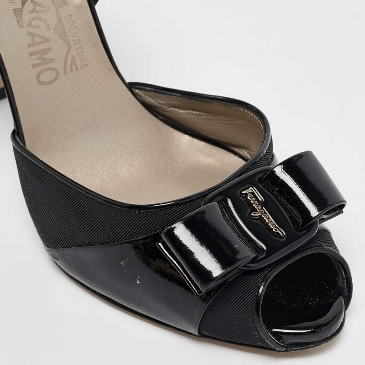 Pre Owned Salvatore Ferragamo Black Canvas and Patent Leather Manuela Pumps Size 39