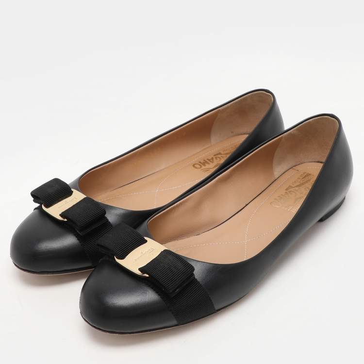 Pre Owned Salvatore Ferragamo Black Leather Vara Bow Ballet Flats Size 38
