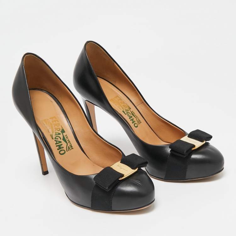 Pre Owned Salvatore Ferragamo Black Leather Rilly Pumps Size 39