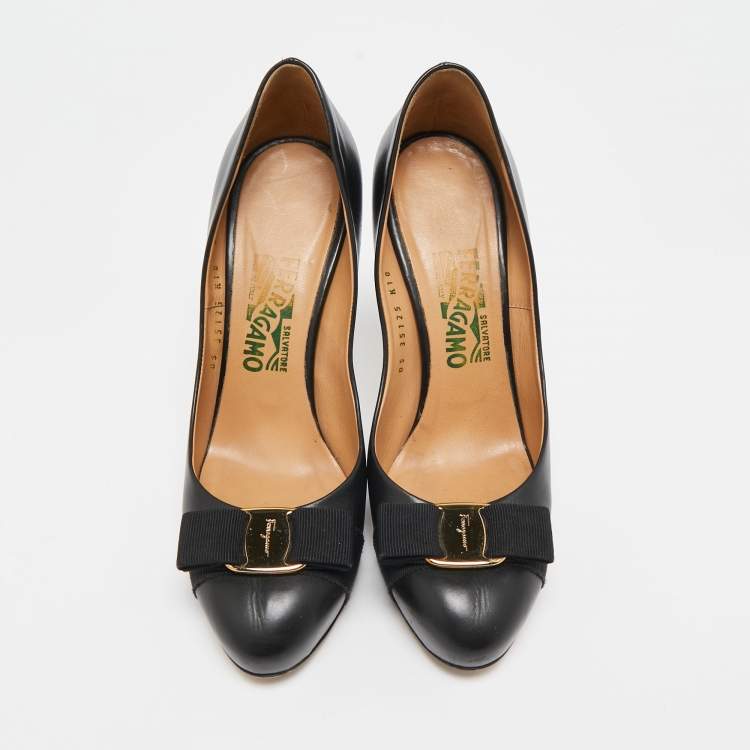 Pre Owned Salvatore Ferragamo Black Leather Rilly Pumps Size 39