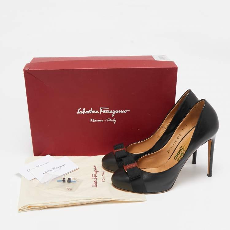 Pre Owned Salvatore Ferragamo Black Leather Rilly Pumps Size 39