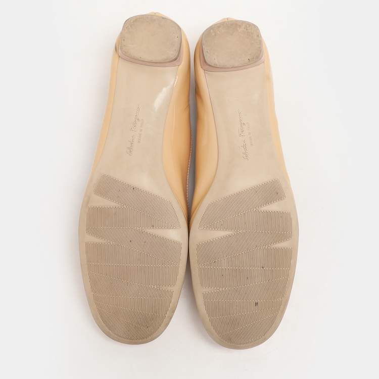 Pre Owned Salvatore Ferragamo Beige Patent Leather Embellished Ballet Flats Size 38