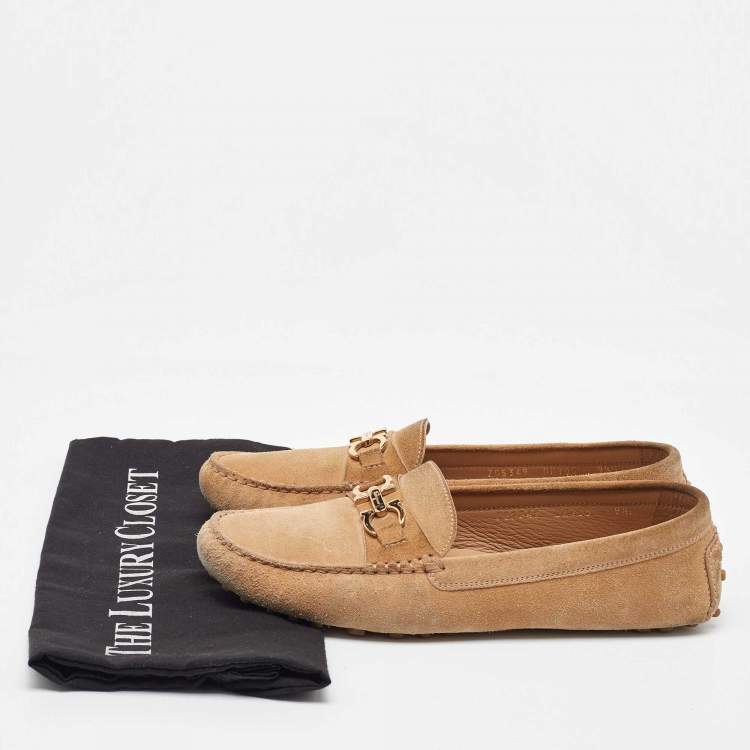 Pre Owned Salvatore Ferragamo Beige Suede Slip On Gancini Loafers Size 40