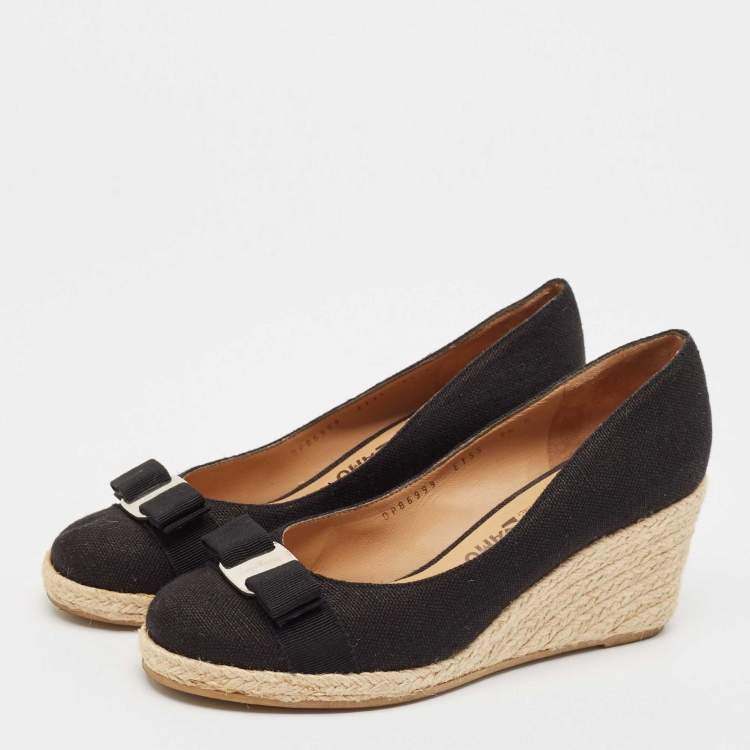 Pre Owned Salvatore Ferragamo Black Canvas Vara Bow Darly Espadrille Wedge Pumps Size 40